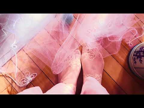 ASMR feet in nylons relaxing in lace