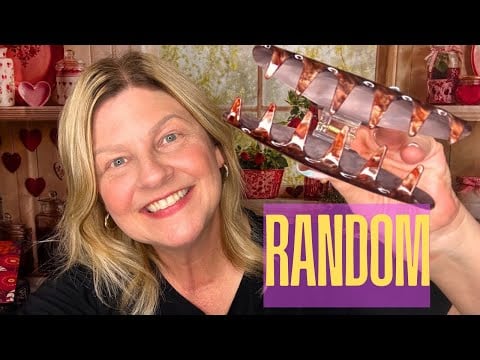 ASMR | Random Triggers & Shout Out to My Friends!! 🐥🦜💝