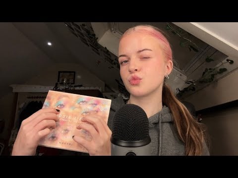 ASMR | Very Fast Tapping + Mouth Sounds !!