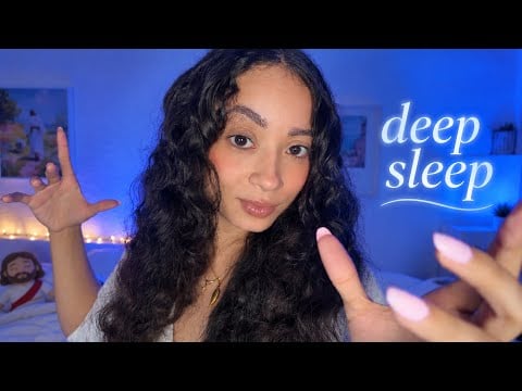 ASMR $5 NYC Accent Makeup Roleplay 🗽 (Clicky Whispering & Acrylic Tapping)