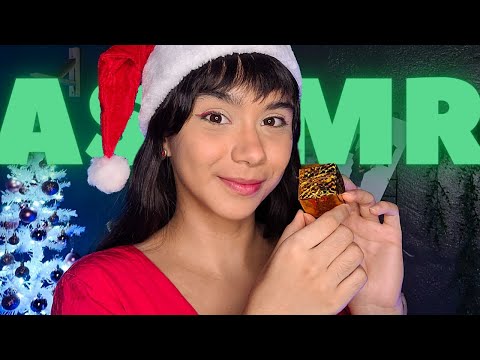 ASMR: MAMÃE NOEL TE DANDO PRESENTES! 🎁🎄