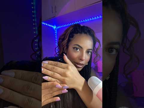 Fazendo tranças em você #asmrsounds #asmr #relaxing