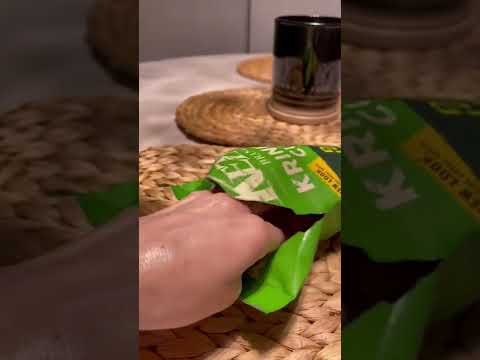 How To Eat Potato Chips