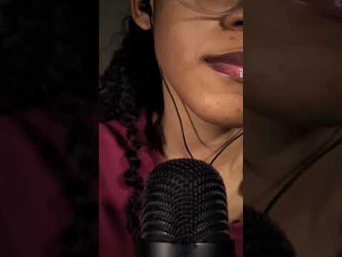 ASMR Limpeza de ouvido com cotonete #asmr