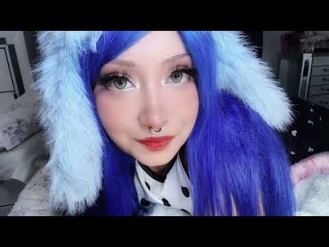 Sweet ASMR GF in The Pose