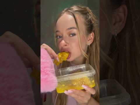 This or that ? Honey 🍯 #asmr #eating #food #triggersforsleep #thisorthat
