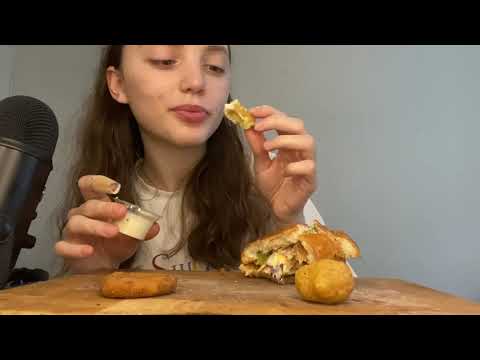 [ASMR] Eating Burger King (CRISPY CHICKEN, CHEESE TOPS, ONION RINGS)🍔