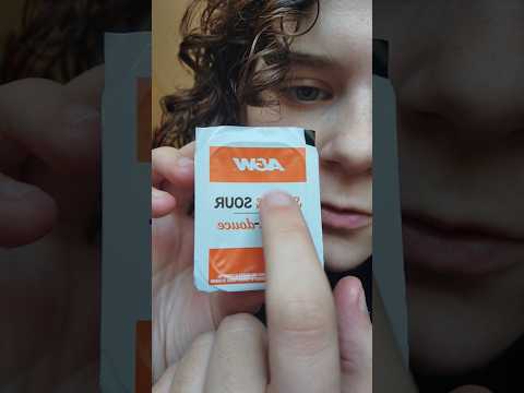 #lofiasmr #asmrshorts #asmrtriggers #triggeroftheday #triggersforsleep