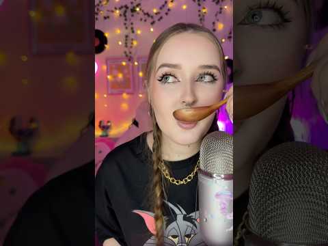 Самый вкусный супчик 💜#асмр #asmr #звукирта #asmrmouthsounds #асмрдлясна #асмрвидео