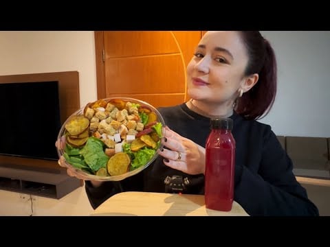 ASMR: COMENDO BOWL DE SALADA CROCANTE COM FRANGO 🥗