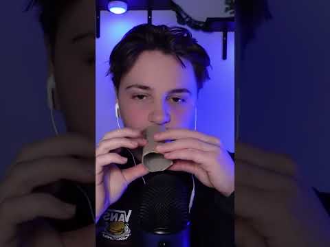 ASMR - DES BRUITS DE BOUCHE POUR BIEN DODO
