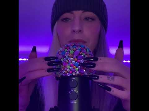 💎 #asmr #relax #asmrtist #triggers #tingles #sleep #gems #tapping #belgium #random #yayornay