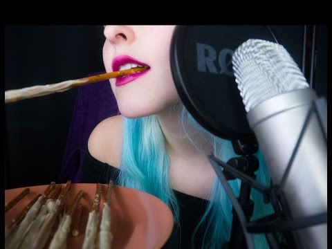 ASMR Ghost Pretzel Eating Sounds ~ HALLOWEEN SNACKS [No Talking | Vegan]