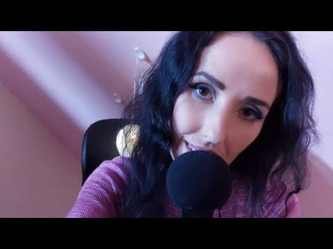 |Magyar ASMR| K-betűs triggernevek közeli suttogása vizuális triggerekkel (K-words ASMR)