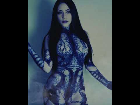 HOT Xenomorph Cosplay