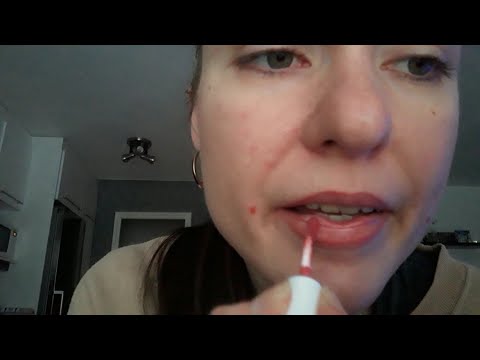 ASMR - Mouth sounds & handmovements
