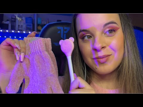 ASMR tapping & scratching #2 ~ objetos rosas 💕