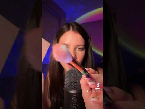 Let’s do you eyeshadow 👀 #asmr #randomtriggers #tingles #asmrtriggers #relax #relaxingtriggers