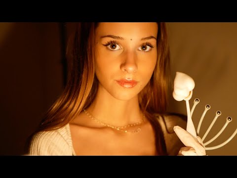 ASMR FRANÇAIS - Une douce esthéticienne prend soin de ton visage (face care) 💘