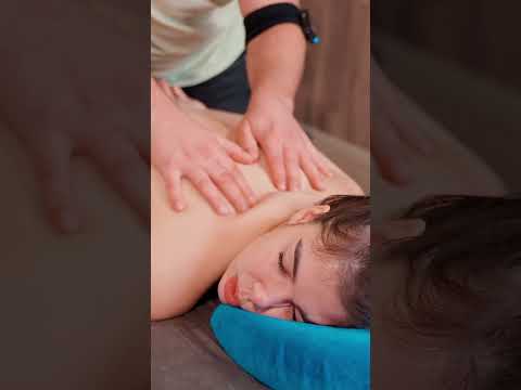 Mesmerizing ASMR back and leg massage for beautiful Lisa #asmrmassage