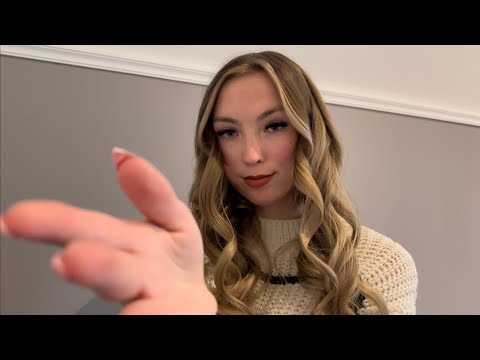 ASMR it‘s all about GLOVE SOUNDS🤚🏼 (mouth sounds, close-up, tapping..)