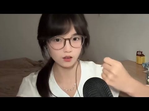 ASMR Kisses & Mouth Sounds ❤️