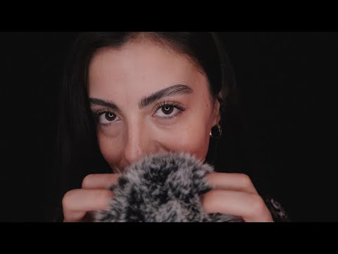 ASMR | Mic Brushing, Comb Sounds, Mic Scratching