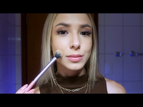 ASMR - Me maquiando no banheiro e fofocando com você ✨ + som de chuva 🌧️