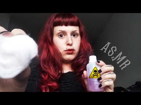 Tem algo no seu rosto❗ Posso limpar? ASMR