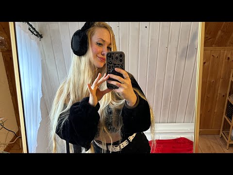 ASMR Girlfriend geht mit dir wandern und zeigt den Kleiderschrank (german) 