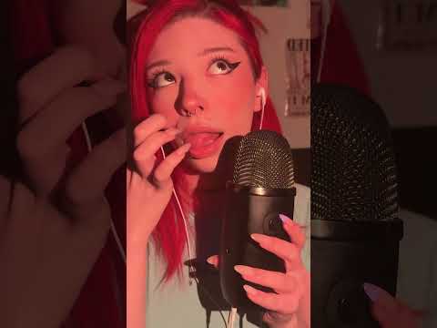 spit painting wet mouthsounds & visuals ASMR SHORT video! #spitpainting #egirl #gamergirl