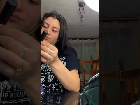 ASMR BROCHAS EN EL MICRO