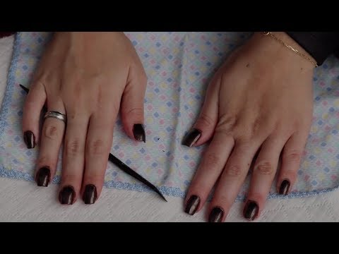 ASMR FAZENDO AS UNHAS NAO INTENCIONAL - Bruna ASMR