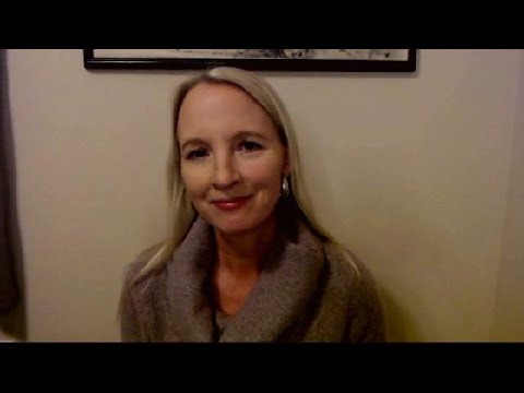 ASMR | Reading Excerpts From a Romance Novel (Whisper)