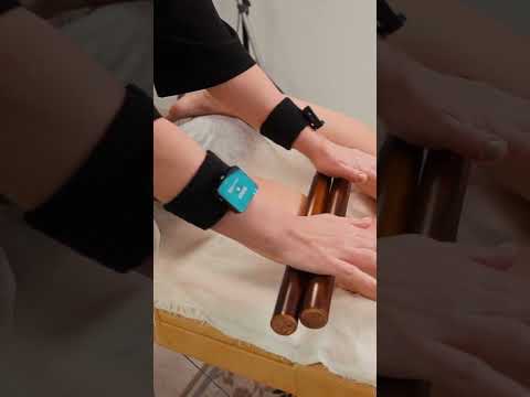 Fun bamboo foot massage for Daria #legmassage