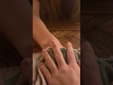 Hand attention #asmr #relax #ForYou #TrendingNow #InstaReels #viral #DailyShorts #Entertainment #FYP