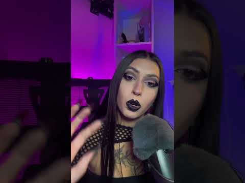 ASMR SERÁ QUE VOCÊ ENCONTRA A PALAVRA ESCONDIDA? 😏 #asmr #tingles #tapping #shorts