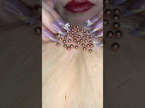 Scratch your Scalp 💆🏻‍♀️📍 #asmr #satisfying #visualtingle #relaxing #relax #asmrscratching