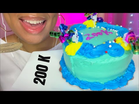 ASMR | Eating CAKEEEEE 🎂 tysm For 200 K 🎊🎉