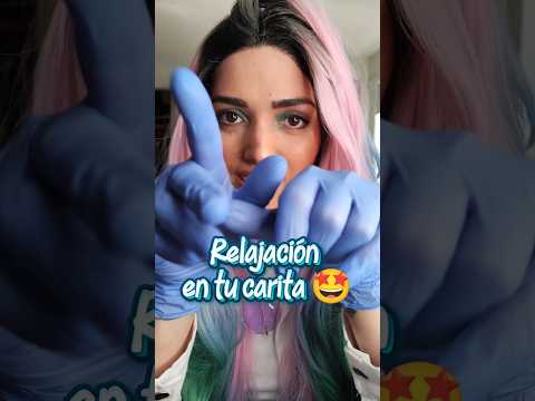 Relaxation on your face 🧤🤩 #gloves #relaxation #colorwig #massage #massagetherapy #tingles #asmrnia