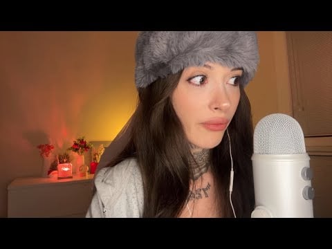 Akasi ASMR kanalı canlı yayında