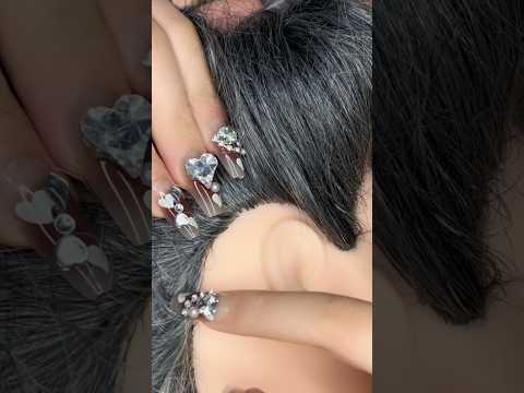 Hair line scratching 💆🏻‍♀️ #asmr #satisfying #visualtingle #nails #mouthwhisper #relax #tingles