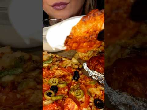 DOMINO’S PIZZA AND WINGS #asmr #pizza #mukbang