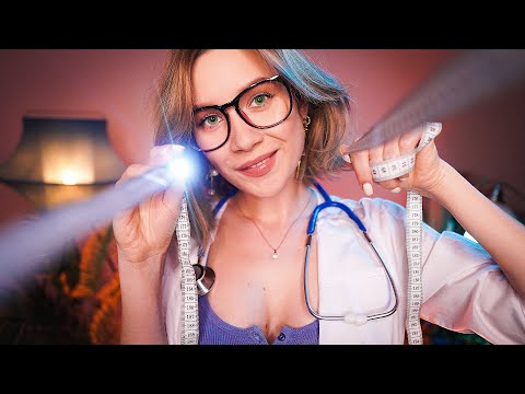 ❗️ АСМР НЕРАЗБОРЧИВЫЙ ВРАЧ 😏 Многослойный Медосмотр и Проверка Рефлексов asmr doctor exam