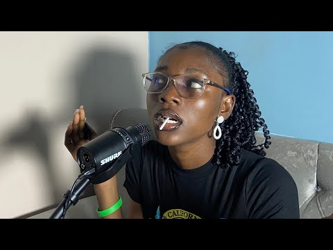 ASMR CLEANING YOR GLASSES AND EARS👂 CHEWING GUM IN YOUR FACE