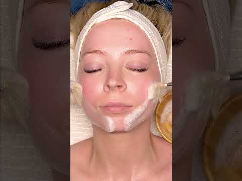 ASMR Facial with Kaylee Dudley