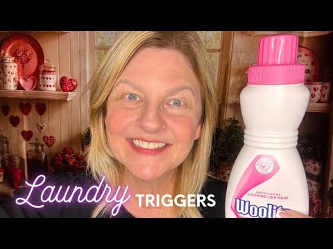 ASMR | Tingly Laundry Triggers!! Tapping and Describing Items 😍🌸💕