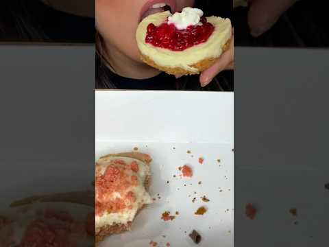 Trying Crumbl’s NEW Cheesecake! 😳 #asmr #food #crumblcookies