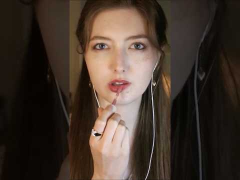 ASMR Lip Gloss Mouth Sounds & Visuals