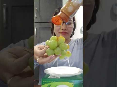 GRAPES WITH CARAMEL #shortsfeed #mukbang #viral #food #eating #everyone #foodie #subscribe #asmr